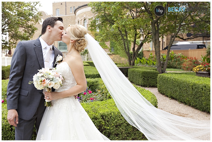 Chicago area wedding photographer