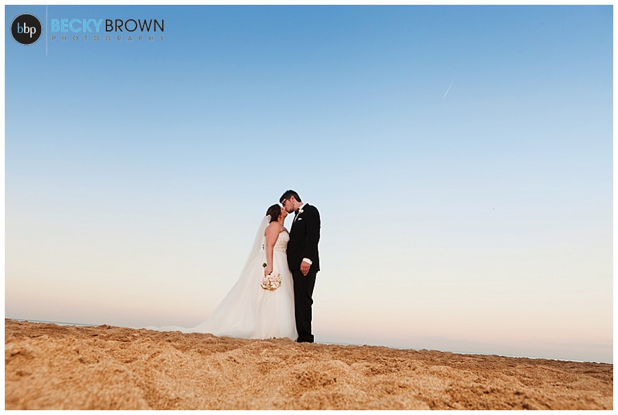 beach wedding photo chicago