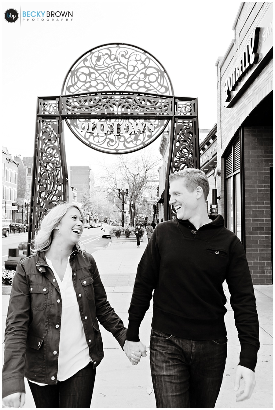 Old Town Chicago engagement